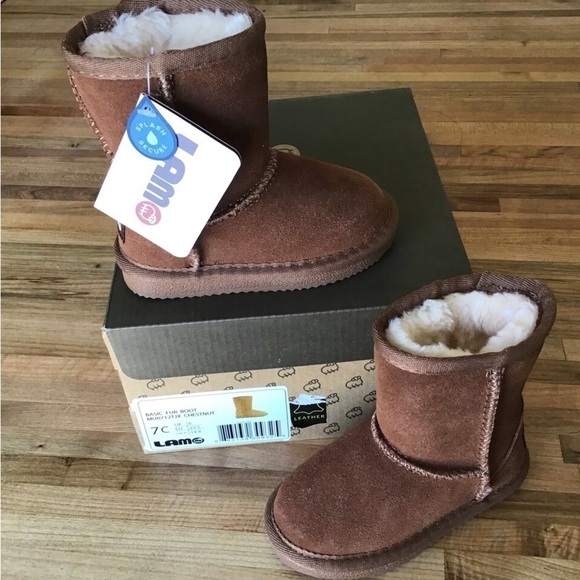 Lamo NWT NWB toddler fur boots. - Picture 2 of 11